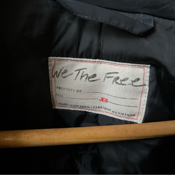 The Duvet Bomber Jacket - Picture 3 of 5